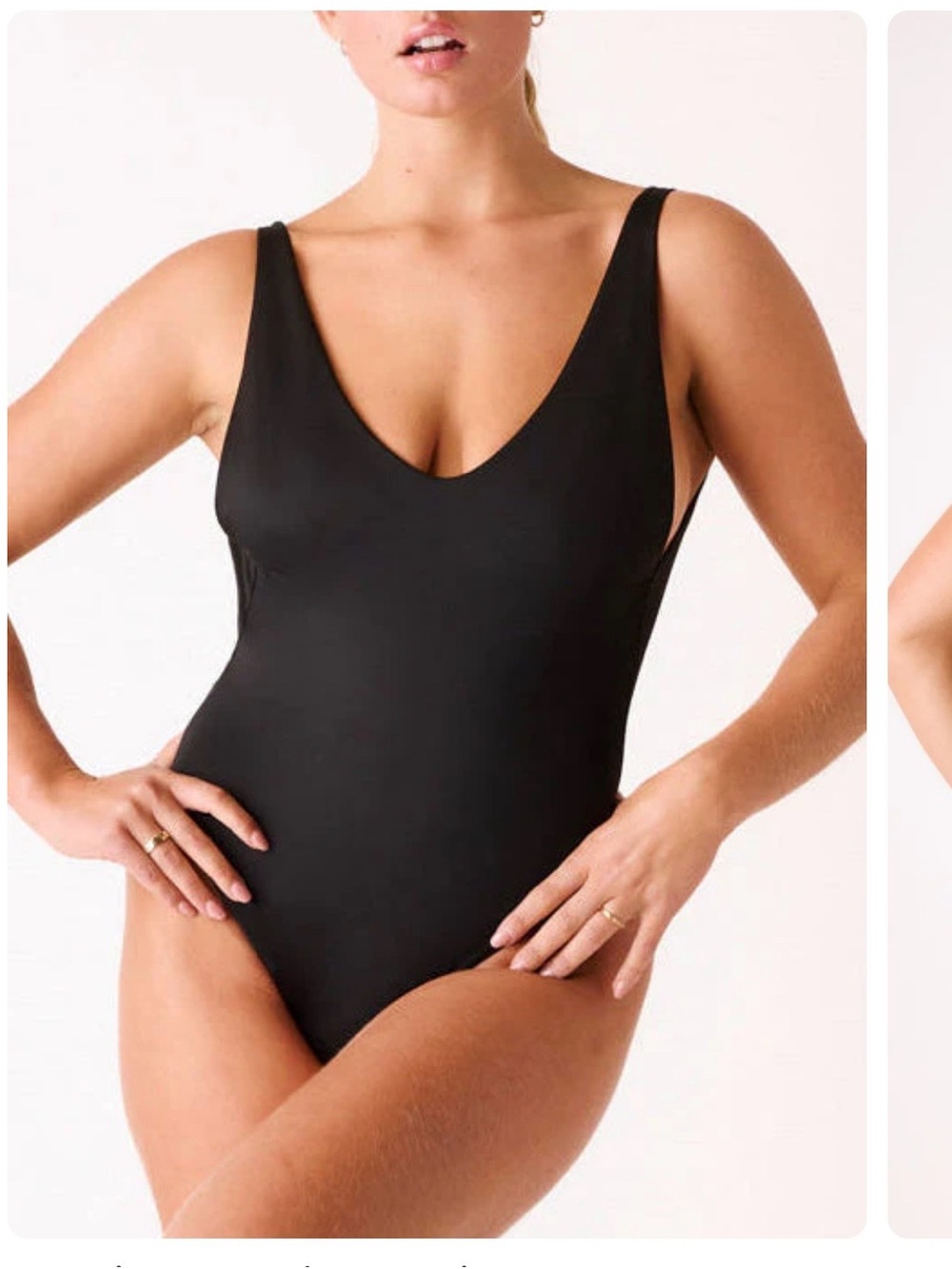 NWT Londre “The Minimalist” Classic Black Scoop One-Piece Swimsuit